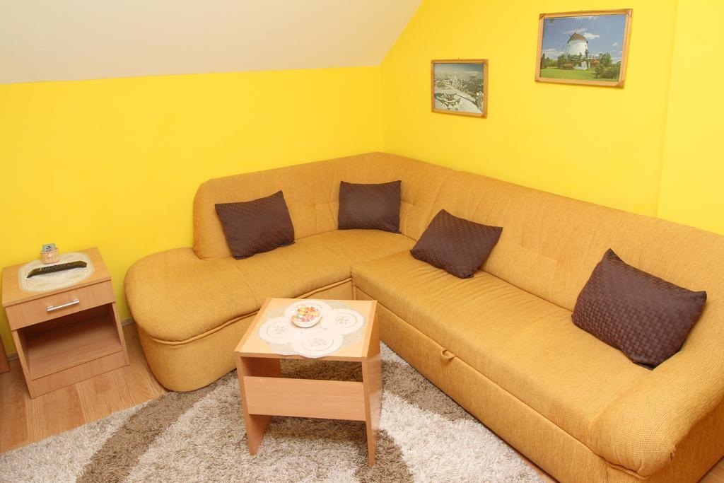 Apartments Junior Ζλάτιμπορ Εξωτερικό φωτογραφία