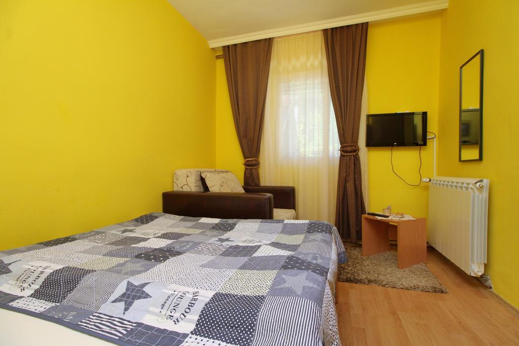 Apartments Junior Ζλάτιμπορ Εξωτερικό φωτογραφία