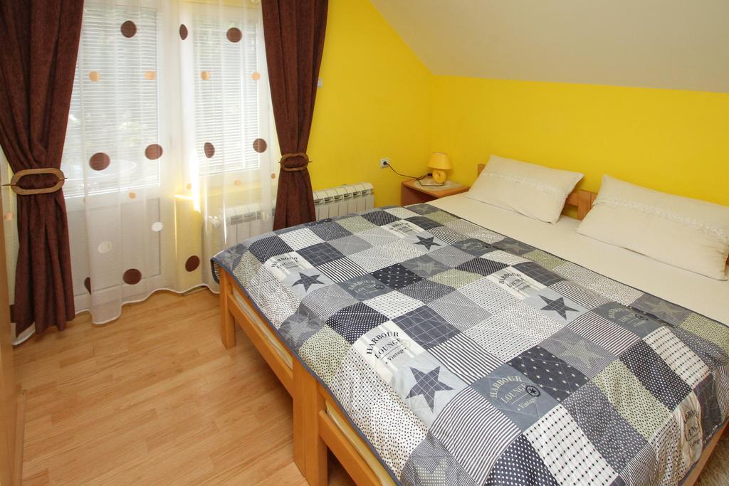 Apartments Junior Ζλάτιμπορ Εξωτερικό φωτογραφία