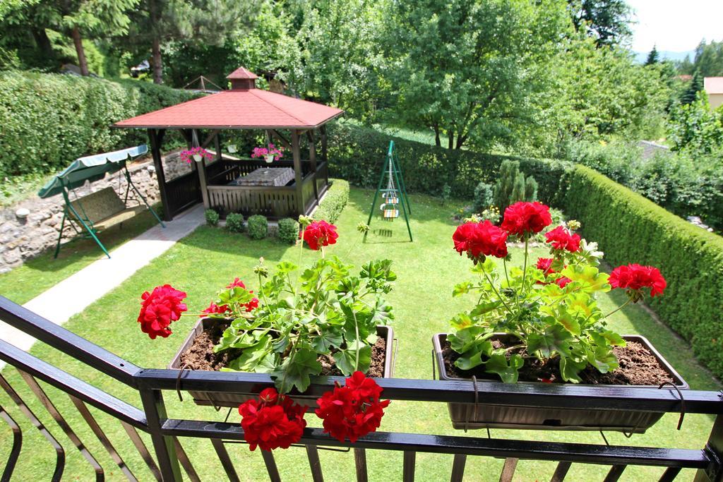 Apartments Junior Ζλάτιμπορ Εξωτερικό φωτογραφία