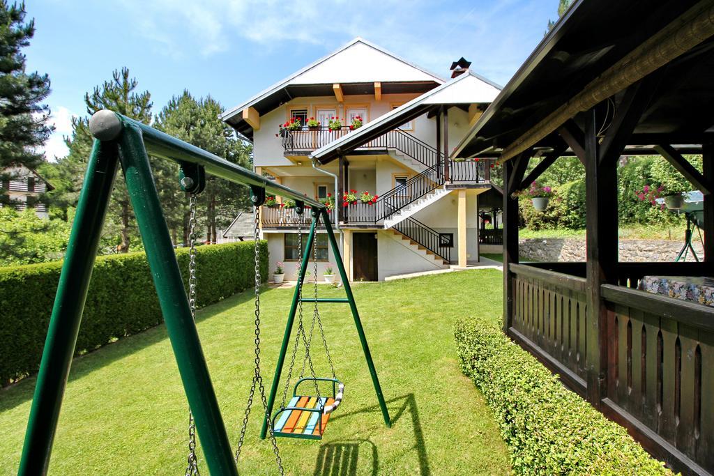 Apartments Junior Ζλάτιμπορ Εξωτερικό φωτογραφία